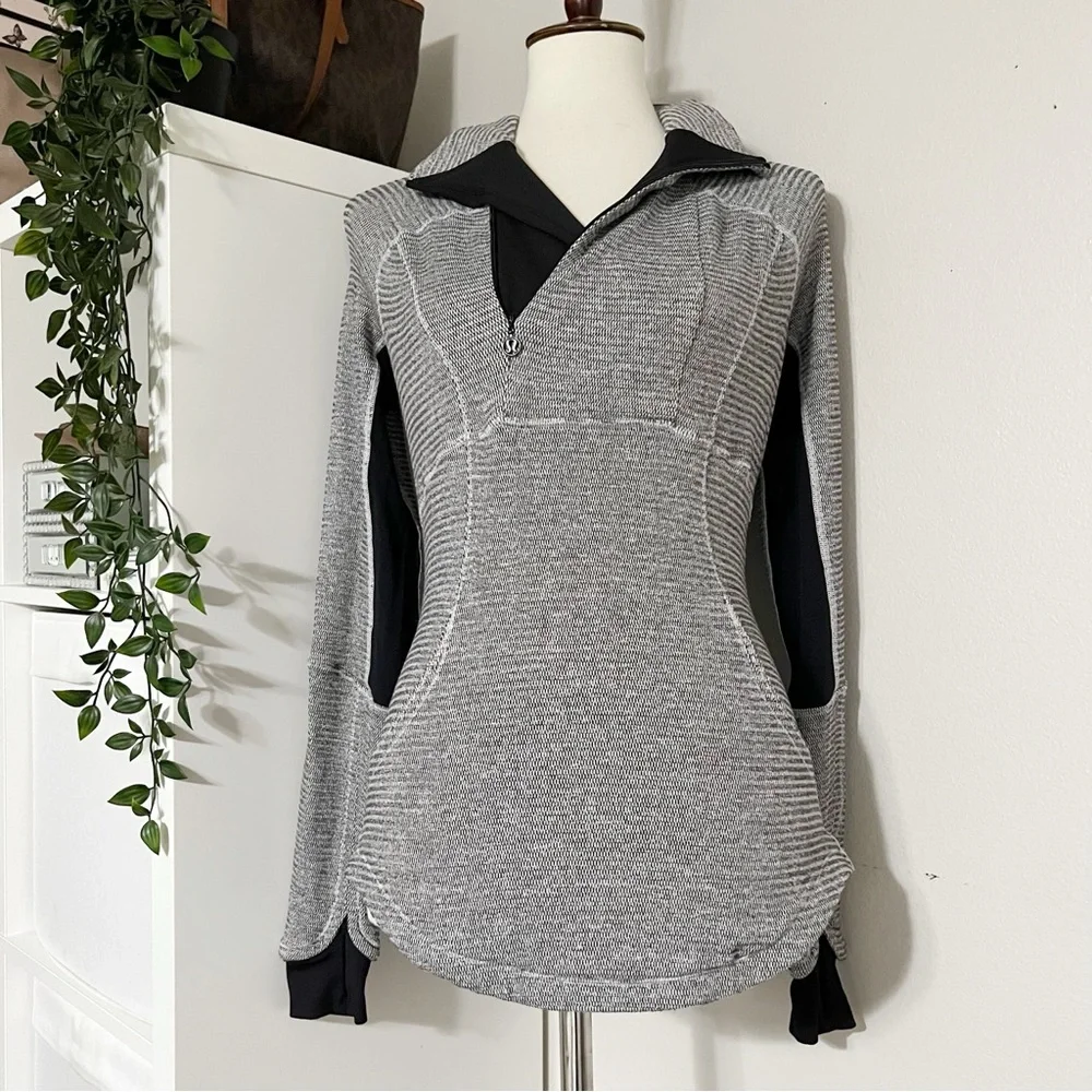 Lululemon Base Runner 1/2 Zip Heathered‎ Herringbone Heathered Black White